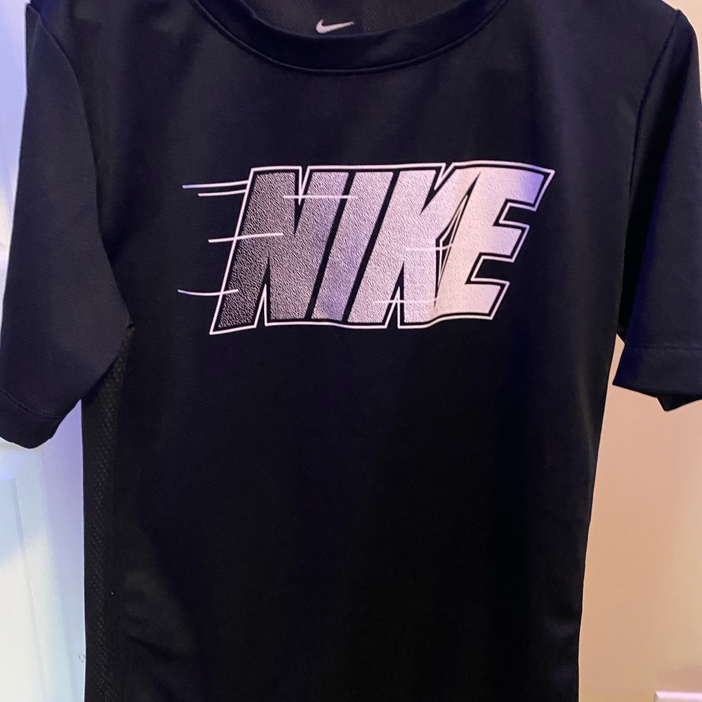 Boys Nike DriFit tshirt